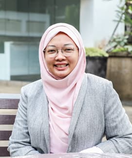 Dr. Dr Fadzliana Hanum Hj Jalal - Internal Medicine & Endocrinology specialist at Avisena Specialist Hospital Shah Alam, Malaysia