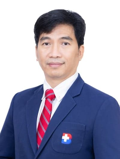 Dr. Dr. Paradorn Jetwanna - Cardiothoracic Surgery specialist at Bangkok Hospital, Thailand